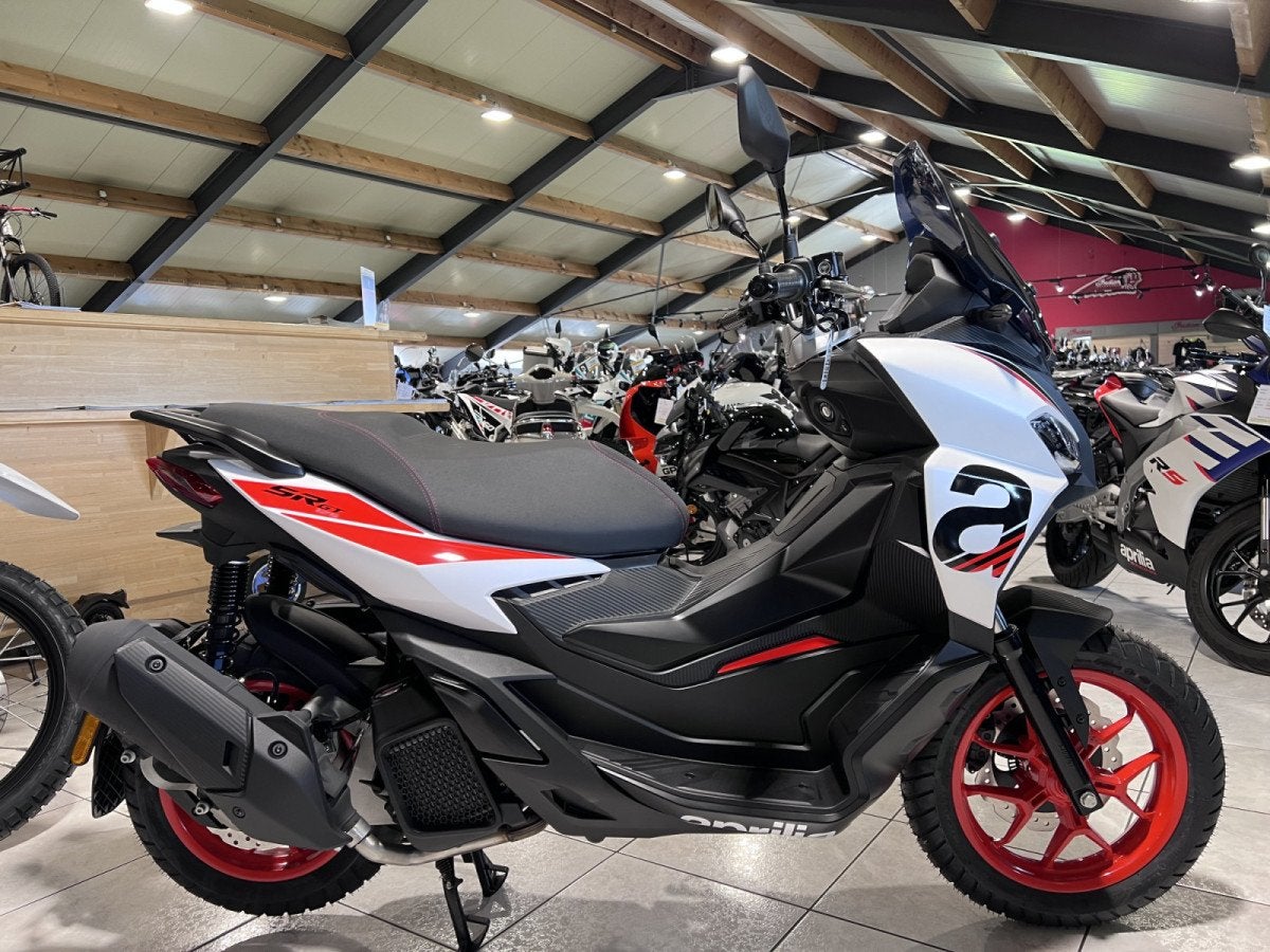 Aprilia SR 125 GT SPORT BLANC, Scooter, Entreprise, 125 cm³, Jusqu'à 11 kW
