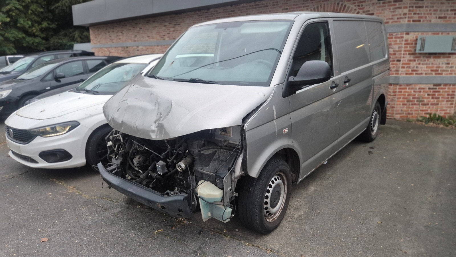 VW Transporter/accidenté/AUTOMATIQUE/2.0L140cv, Enlèvement, Automatique, Volkswagen