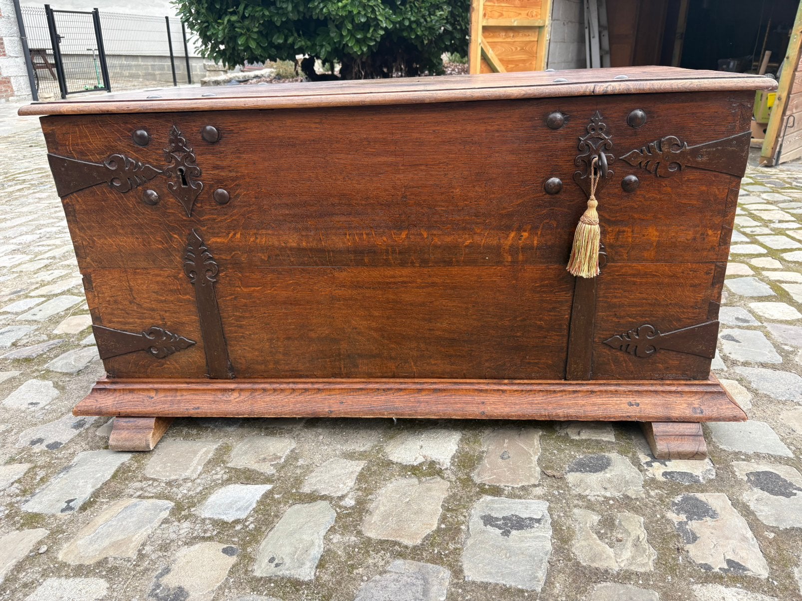 Coffre d epoque renaissance antique, Ophalen, Zo goed als nieuw