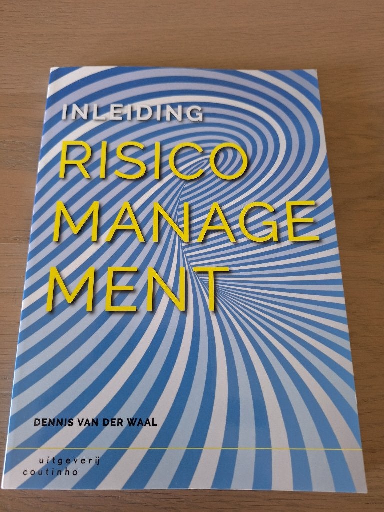 Inleiding risicomanagement - Dennis Van Der Waal, Ophalen of Verzenden, Zo goed als nieuw