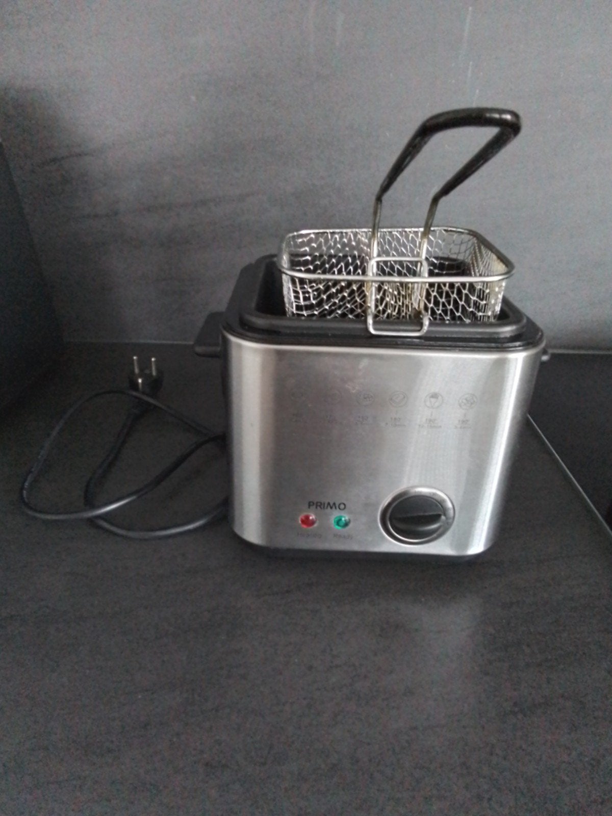 Friteuse de 1 litre en excellent état., Enlèvement