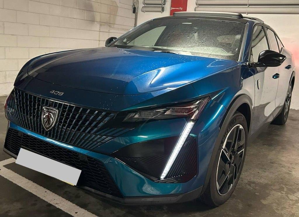 Peugot 408 1.6 Hybrid EAT8 GT 2023 Extra Veel Optie's Bomvol, Auto's, Euro 6, 4 cilinders, Blauw, Alcantara