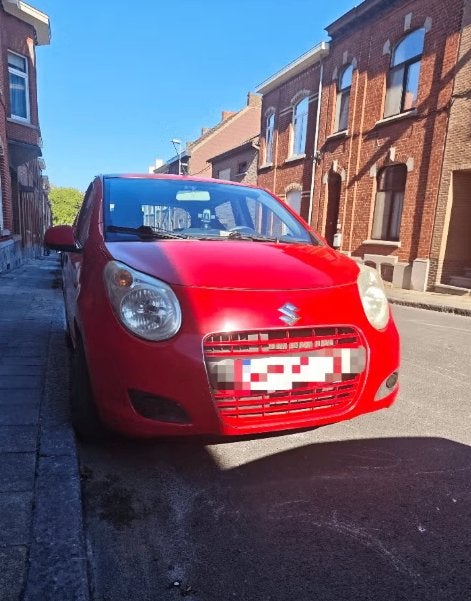 Suzuki alto voor handelaar of export, Auto's, Particulier, Alto, Te koop, Benzine