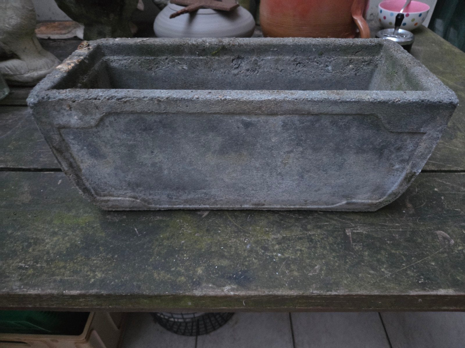 oude betonnen bloembak., Tuin en Terras, Gebruikt, Minder dan 30 cm, Minder dan 60 cm, Ophalen of Verzenden