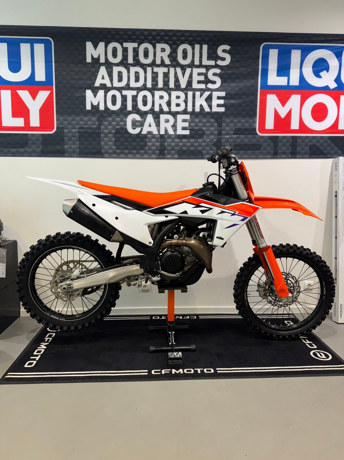 Ktm 450 sxf 2023, Motos, Particulier