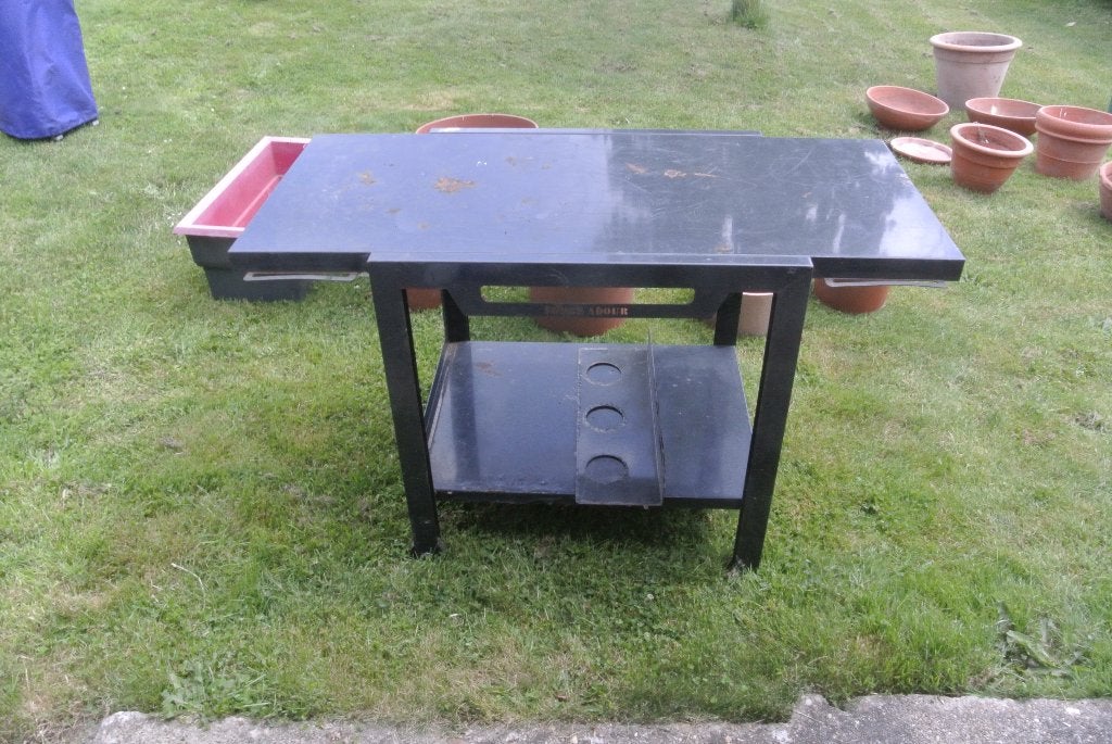 Table en fer (marque : Forge Adour), Enlèvement, Utilisé, Rectangulaire, Métal