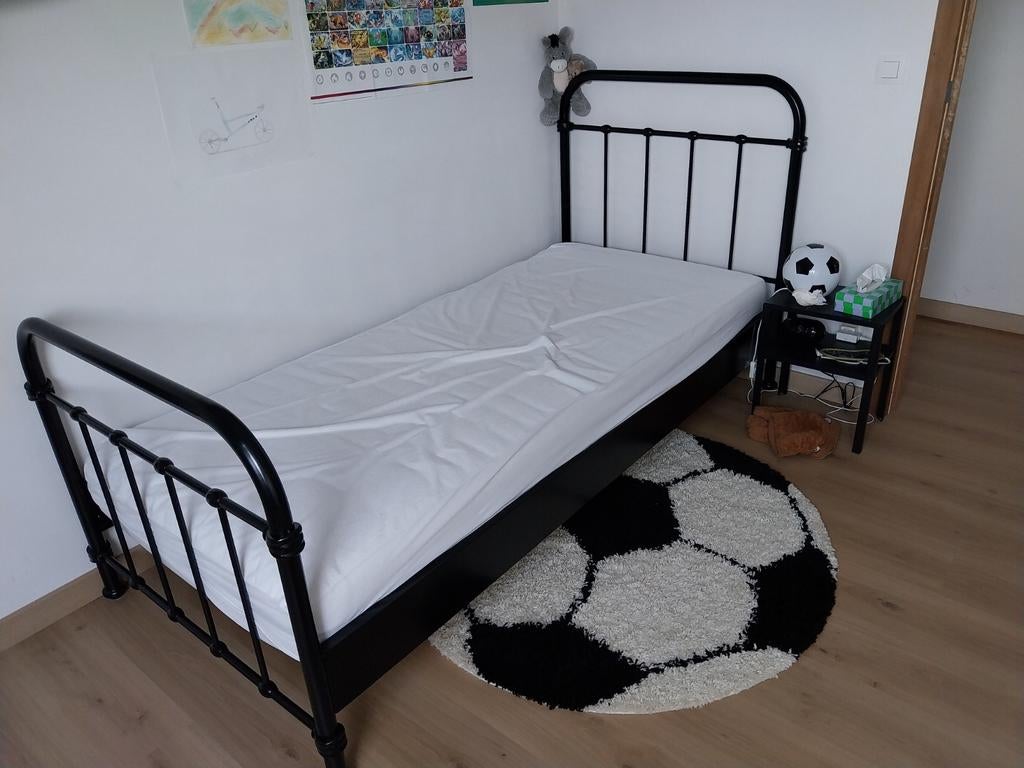 Éénpersoonsbed met matras, Ophalen