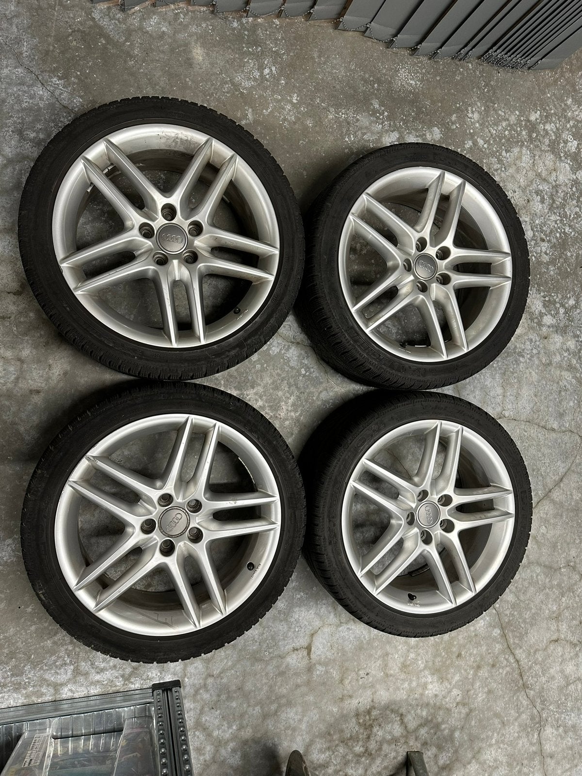 Audi a3 8v winterbanden + velgen, Ophalen, Winterbanden, Velg(en)