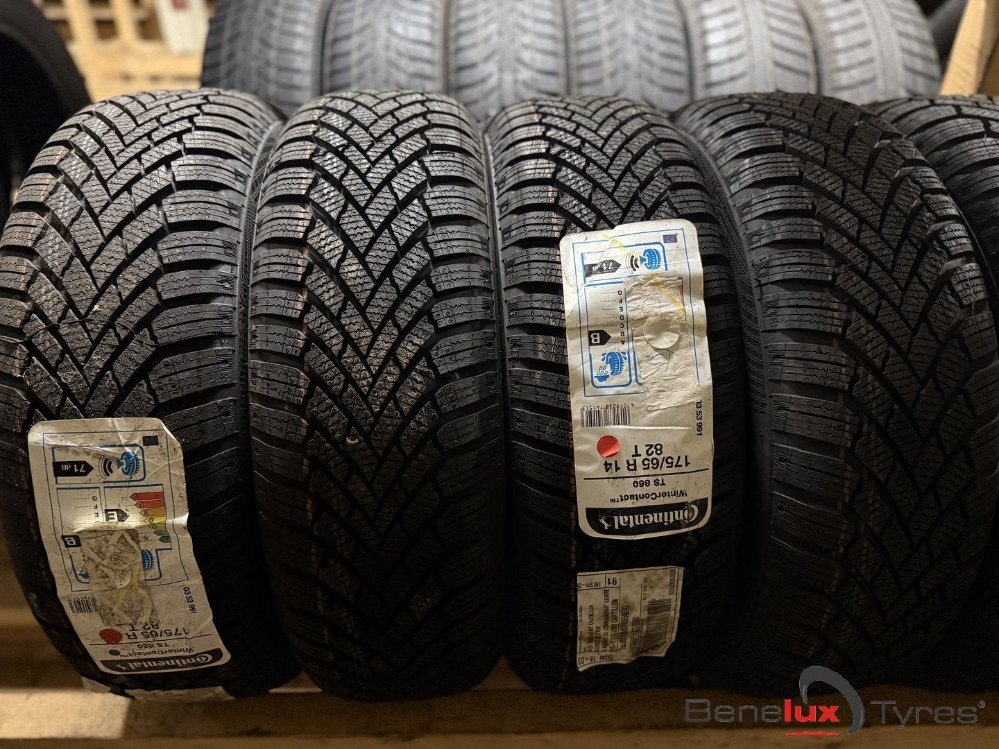 new snow 175/65R14 Continental 175/65 R14 175/65/14 1756514, Autos : Pièces & Accessoires, Neuf, 14 pouces, Pneus hiver, 175 mm