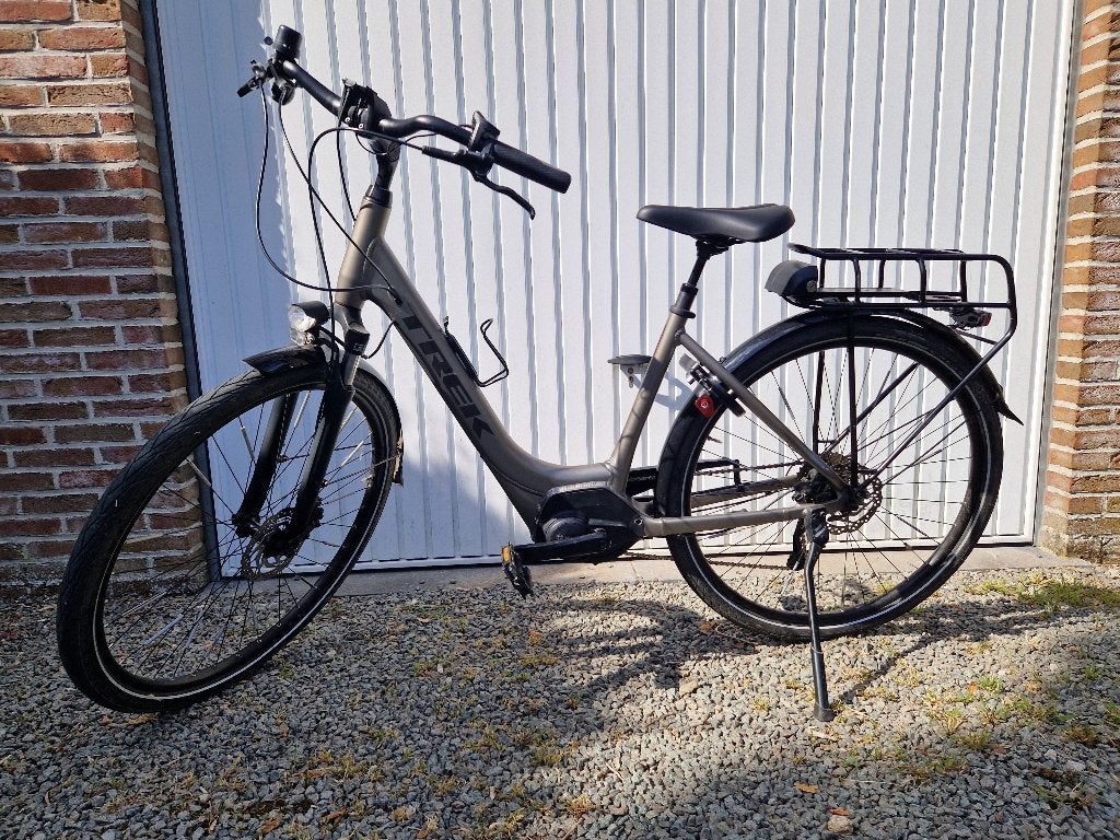 VELO ELECTRIQUE DAME, Fietsen en Brommers, Fietsen | Dames | Damesfietsen, Zo goed als nieuw, Versnellingen, 53 tot 56 cm, Schijfrem