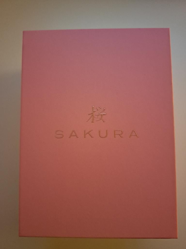 Finalmouse sakura small, Informatique & Logiciels, Souris, Souris, Comme neuf, Enlèvement, Droitier