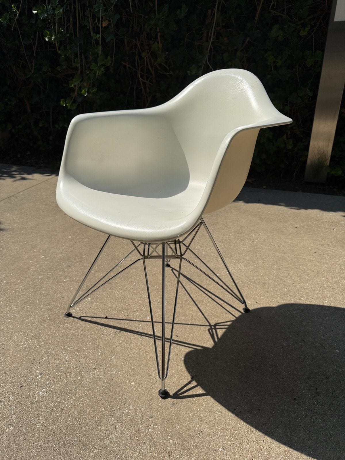 6 stuks witte stoelen Eames, Huis en Inrichting, Stoelen, Ophalen, Kunststof, Gebruikt, Wit