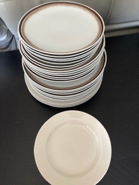 Assiettes, Assiettes(s), Enlèvement, Utilisé, Porcelaine