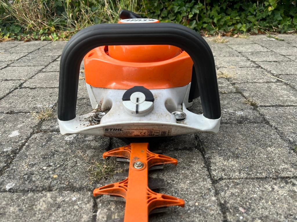 STIHL HS 56 C-E Benzine Heggenschaar (60 cm) – In topstaat, Ophalen, Benzine