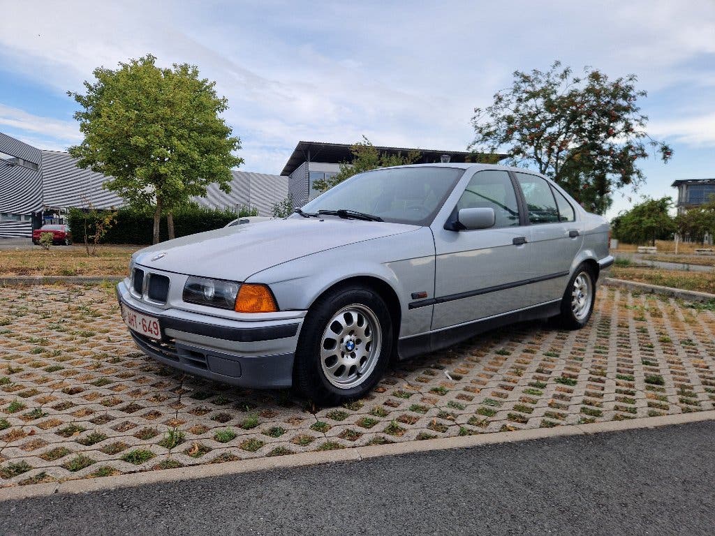 BMW 318 TDS 1996 Oldtimer Klaar voor licentie, foto 2