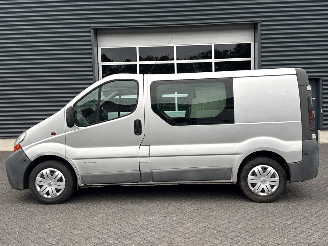 Renault Trafic 1.9 dCi L1H2 | Dubbel cabine | Airco | Motors, Auto's, Voorwielaandrijving, Gebruikt, 4 cilinders, Renault