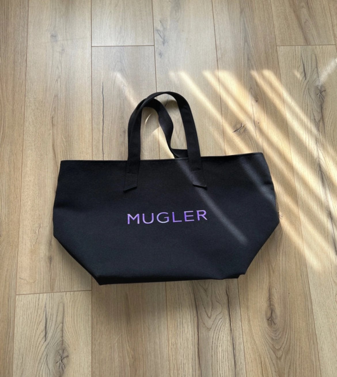 Mugler grote Totebag / reistas, Handtassen en Accessoires, Tassen | Reistassen en Weekendtassen, Ophalen of Verzenden, Gebruikt