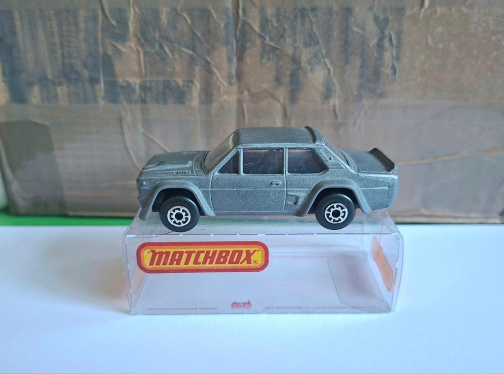 Matchbox superfast fiat abarth onpaint, Hobby en Vrije tijd, Modelauto's | 1:87, Ophalen of Verzenden, Matchbox