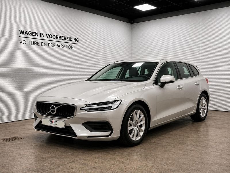 Volvo V60 B4*2.0d*AUT*MOMENTUM-CORE*197 PK*, Autos, Volvo, Argent ou Gris, Entreprise, Noir, 5 portes