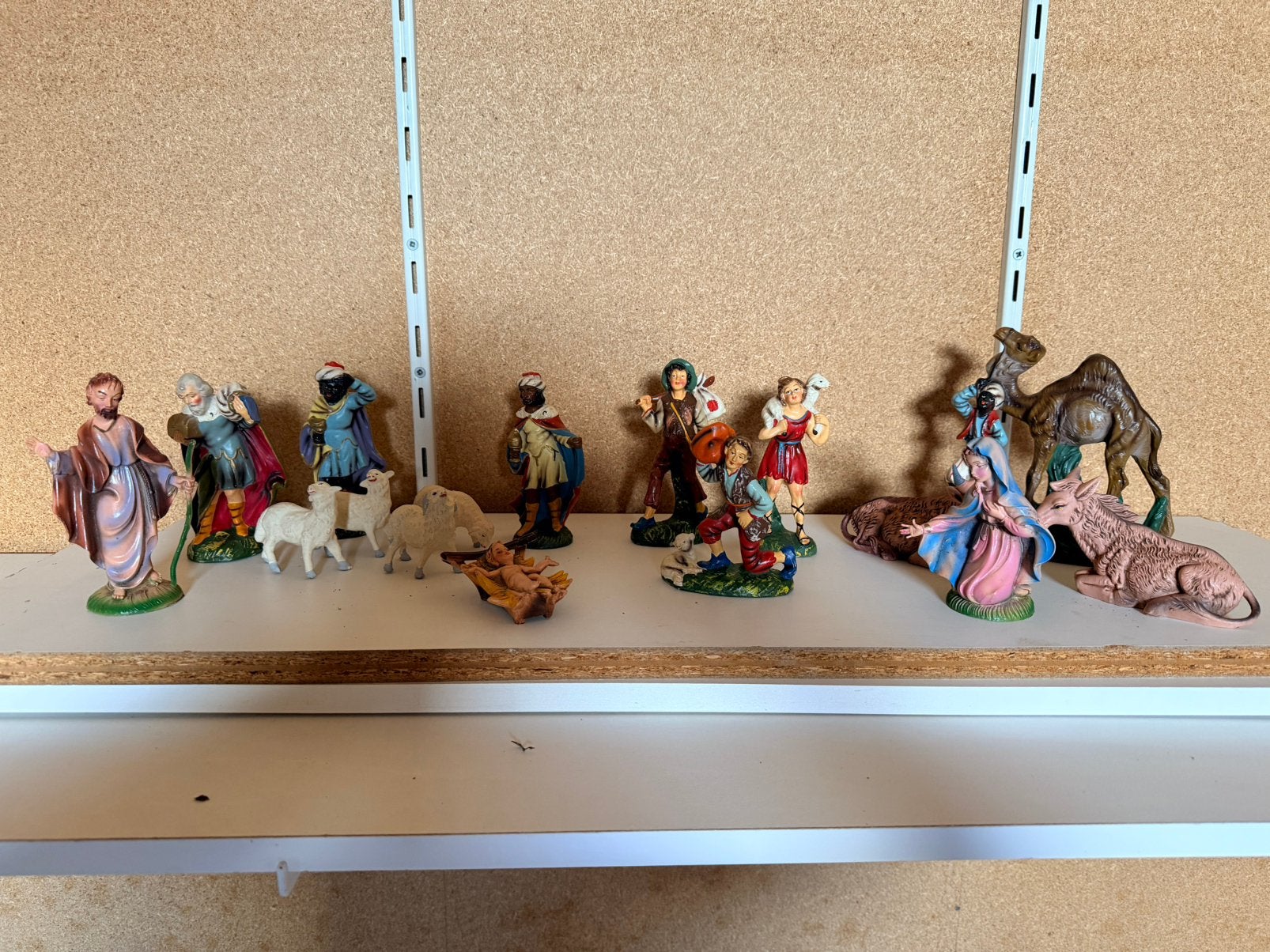 Scène de la Nativité, Divers, Enlèvement, Comme neuf