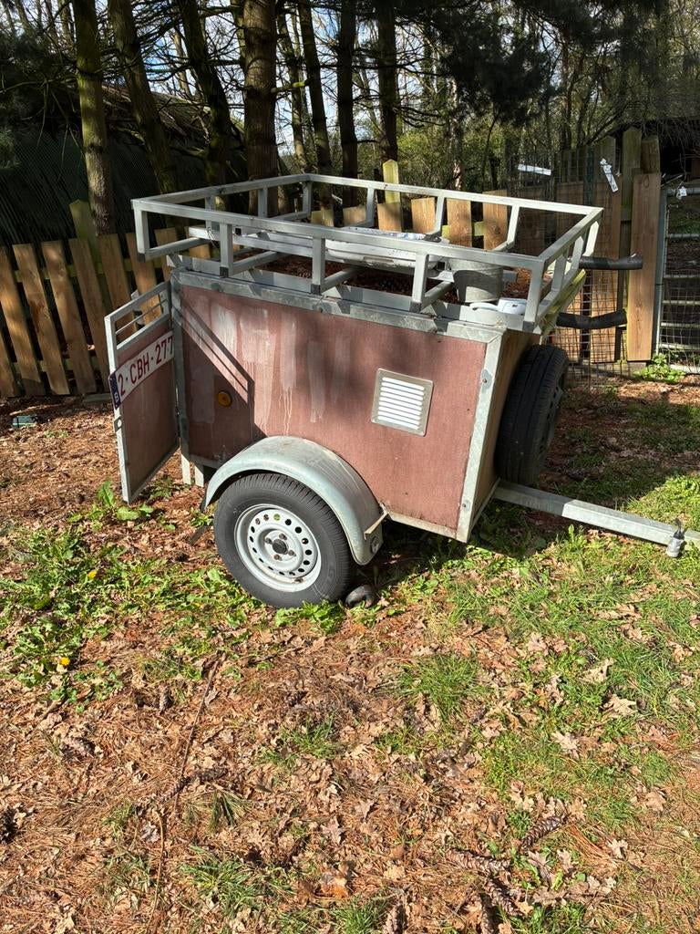 Hondenaanhangwagen, Ophalen, Gebruikt