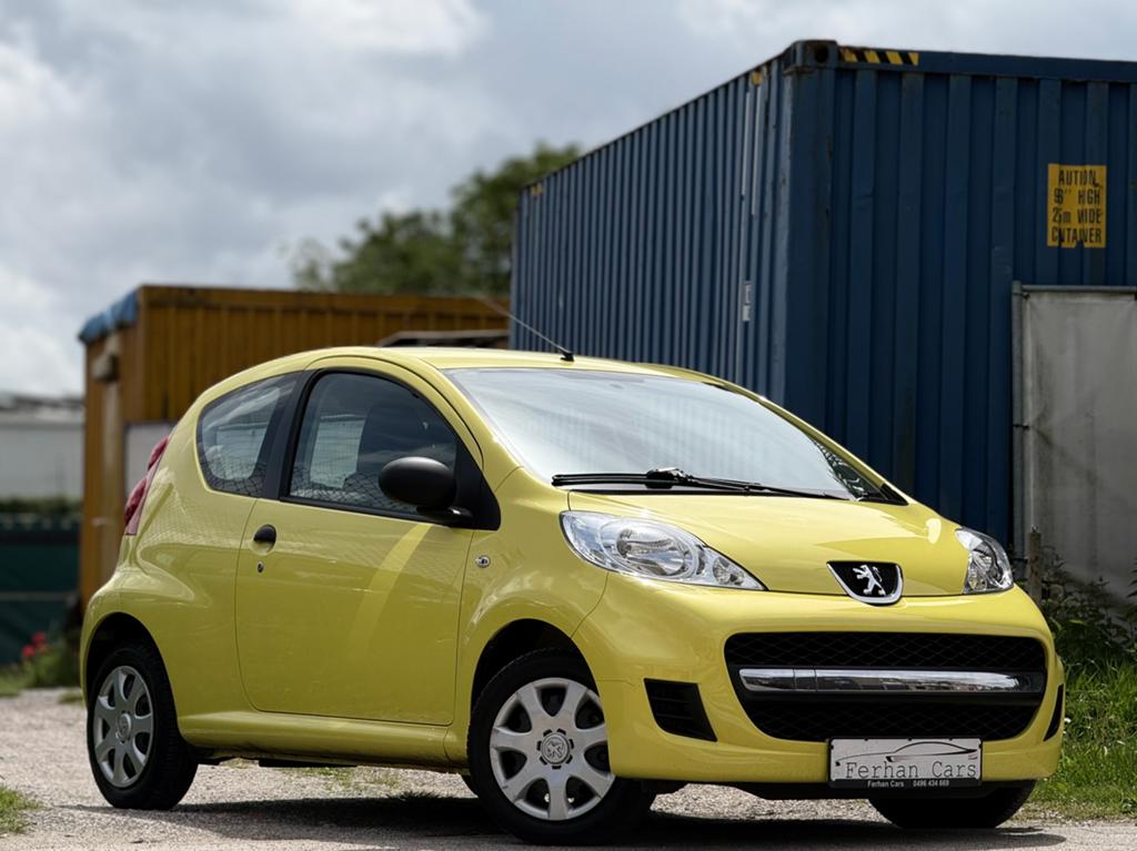 Peugeot 107 1.0i • 2010 • 024.999 KM, Auto's, Voorwielaandrijving, Testrit aan huis, Stof, 50 kW
