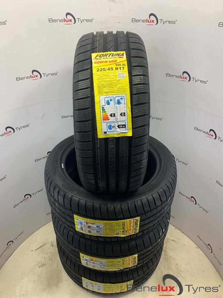 nieuw WINTER 225/45R17 225/45 R17 225/45/17 2254517 snow ZR, Auto-onderdelen, Banden en Velgen, Ophalen, -, -, Nieuw