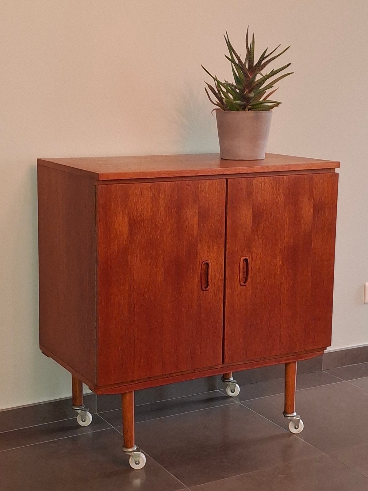 Mooie vintage barkast, Ophalen