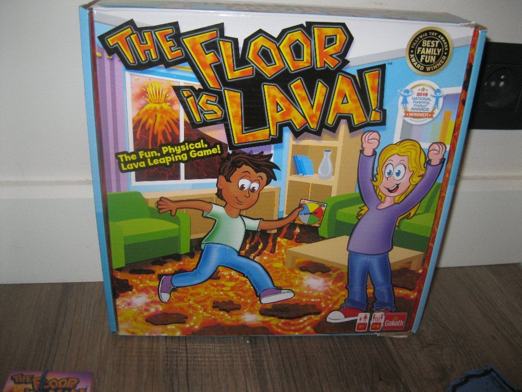 Spel de vloer is lama in perfecte staat, Vijf spelers of meer, Ophalen of Verzenden, Zo goed als nieuw, Goliath