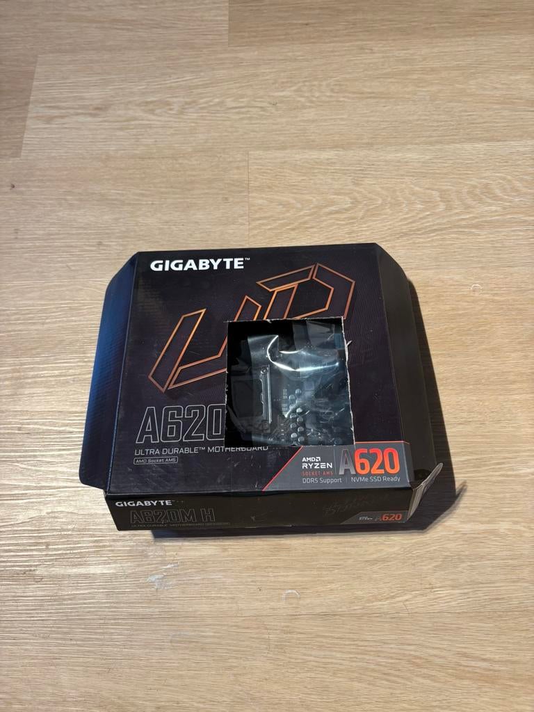 Carte mères gigabyte A620M H, Informatique & Logiciels, Enlèvement ou Envoi, Comme neuf