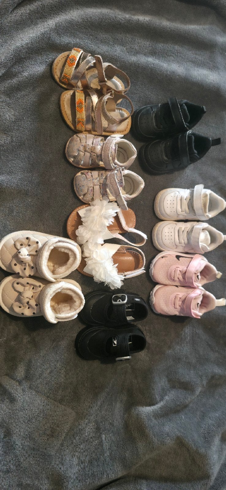 Chaussures taille 18/19, Enfants & Bébés, Enlèvement, Nike Vans autre..., Fille