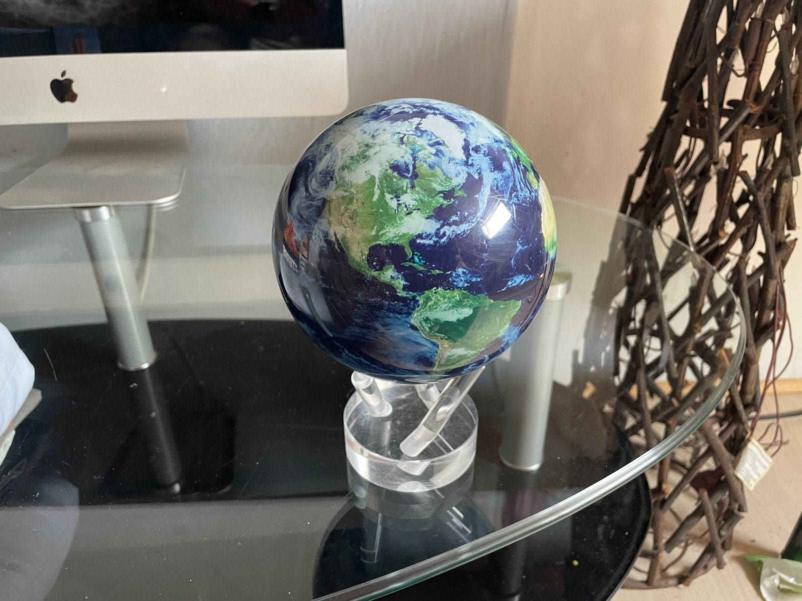Mova Globe 4,5’ - 2022, Maison & Meubles, Accessoires pour la Maison | Globes, Enlèvement, Comme neuf