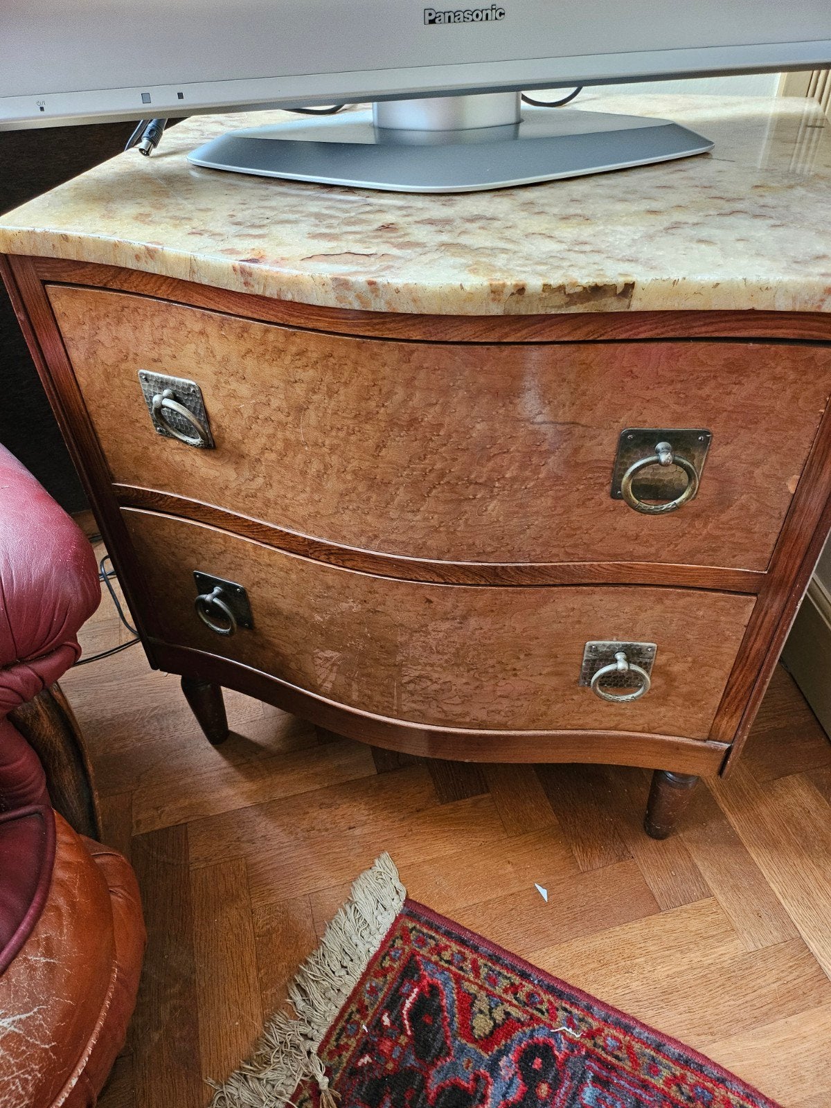 Kleine commode., Enlèvement