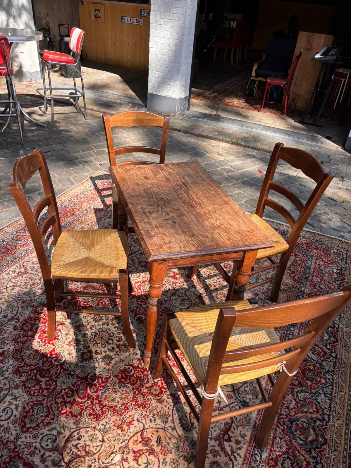 Table de café et 4 chaises, Enlèvement