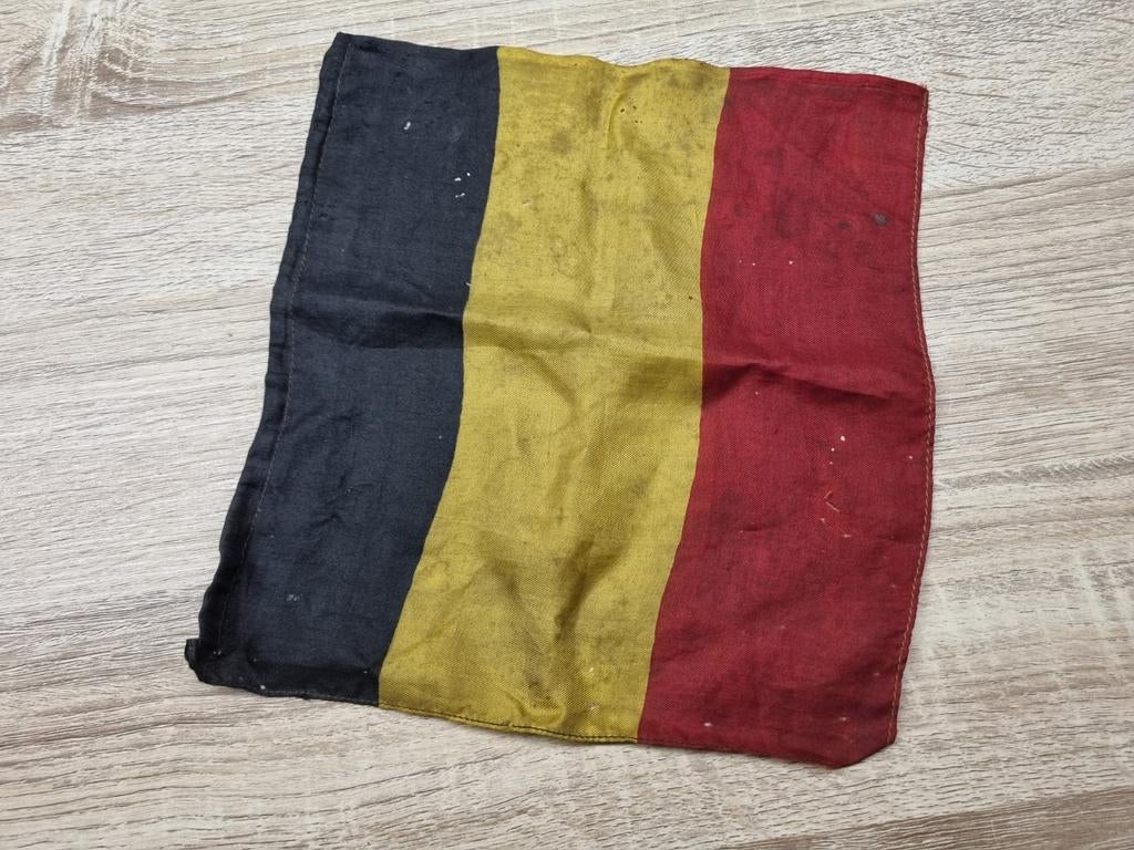 Belgisch vlagje bevrijding WW2, Ophalen of Verzenden, Landmacht, Vlag of Vaandel