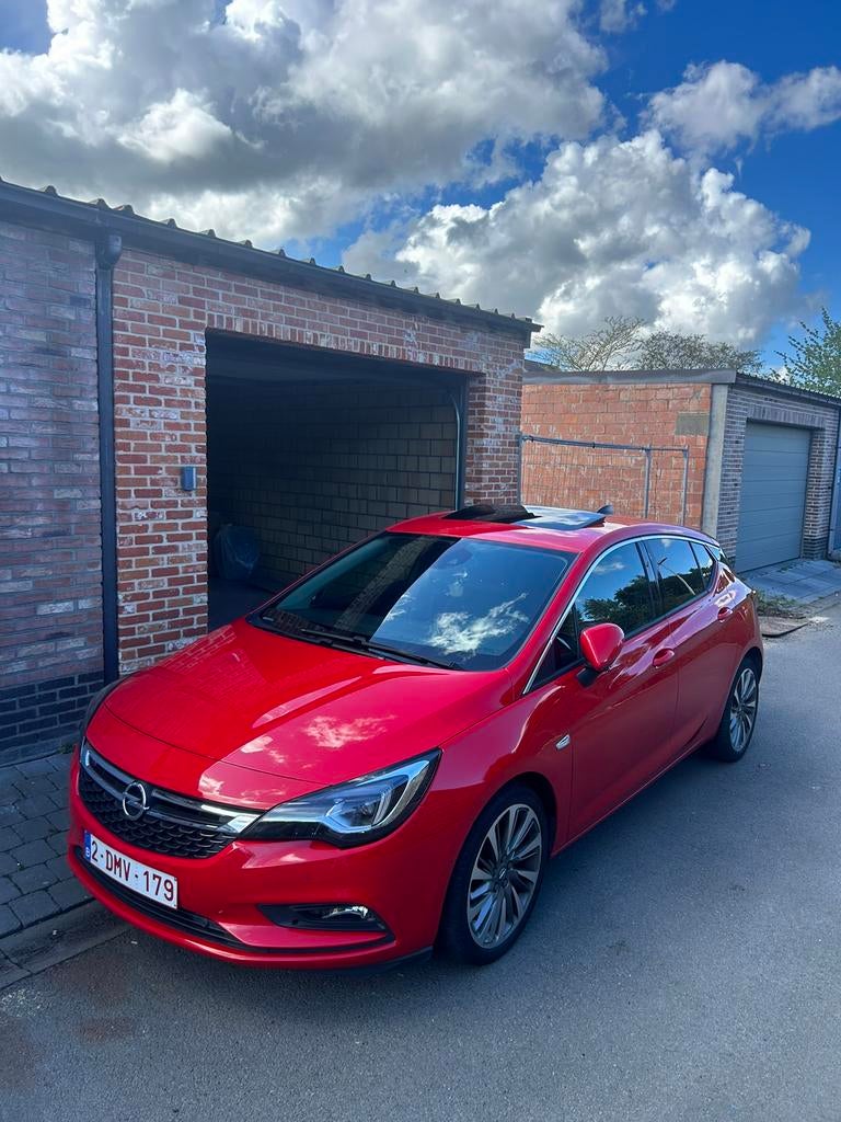 Opel Astra K 1.4 Turbo 150 PK Quasi Full Option!!, Autos, Rouge, Phares entièrement LED, Achat, Euro 6