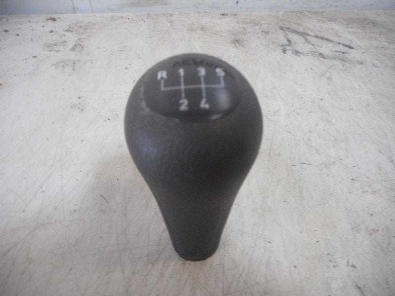 LEVIER DE VITESSES BMW 3 serie (E36 / 4) (01-1990/11-1998), Utilisé, BMW, Petuelring 130
80809  München, DE, Bayerische Motoren Werke AG