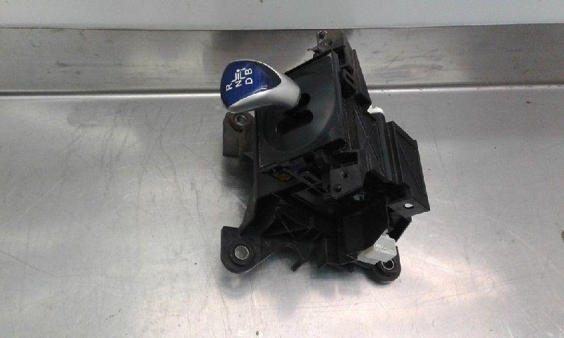 AUTOMAAT POOK ABS Toyota Auris (E15) (01-2006/09-2012), Gebruikt, Toyota