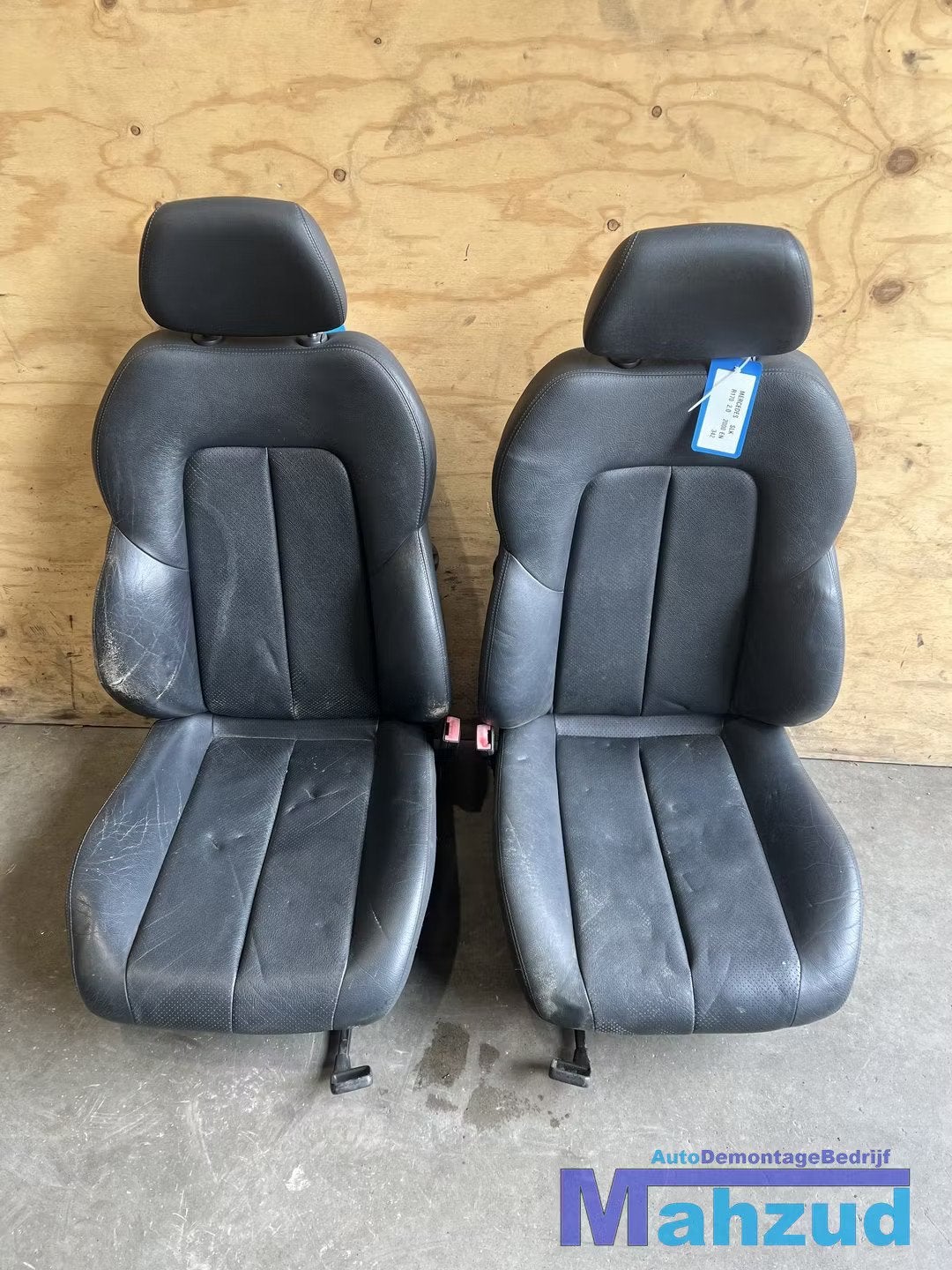 MERCEDES SLK R170 Zwart leer interieur 1996-2004, Auto-onderdelen, Gebruikt, Mercedes-Benz AG, Mercedes-Benz, Mercedesstrasse 120
70372  Stuttgart, DE