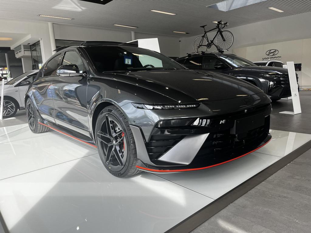 Hyundai Ioniq 6 84kWh N Performance, Auto's, 2200 kg, Zilver of Grijs, IONIQ 6, Te koop