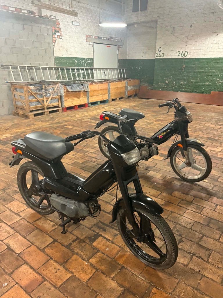 Brommers Peugeot fox, Enlèvement, Fox