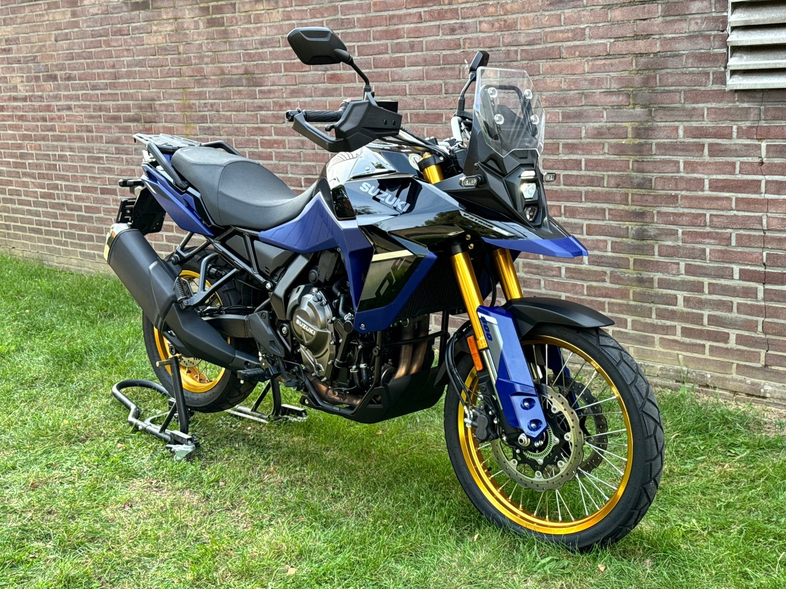 Suzuki V-STROM 800DE - 2025 - Zo goed als nieuw, Particulier, Nieuw, Quickshifter