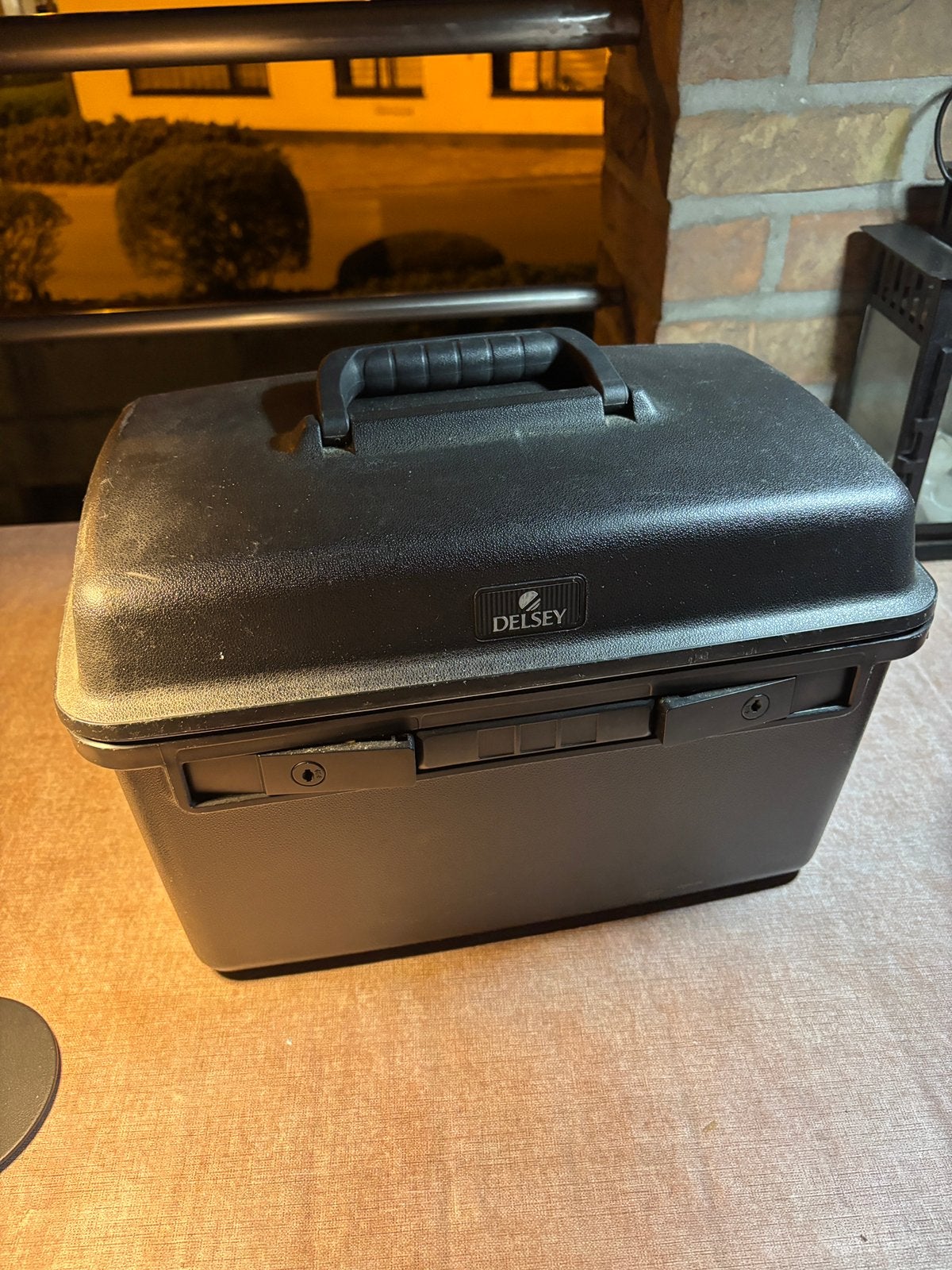 Beautycase, Avec miroir(s), Enlèvement, Utilisé, Rigide
