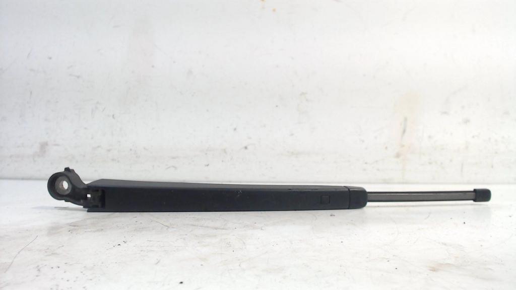 Ruitenwisserarm achterruit Volkswagen Golf, Auto-onderdelen, Onderdelen@venauto.nl, Van der Ven Autorecycling B.V., Gebruikt, Ettenseweg 76, 4706 PB Roosendaal, The Netherlands
