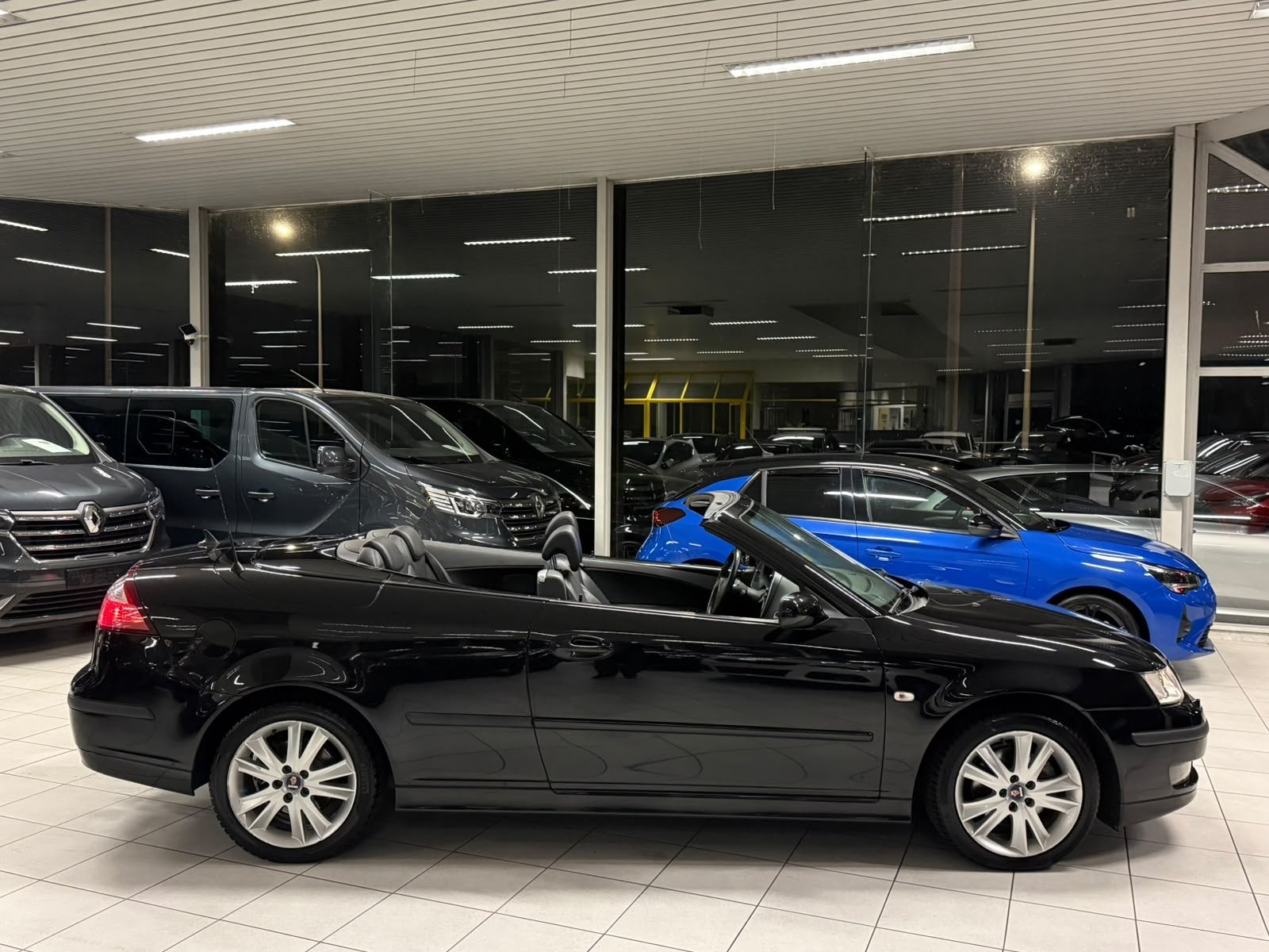 Saab 9-3 Cabrio Automatique 1.9D 110kW Euro 4, Auto's, 4 zetels, Bedrijf, Overige carrosserie, Euro 4