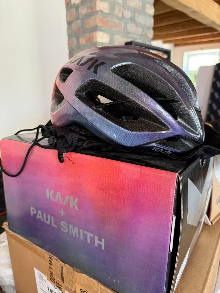 Kask protone paul smith, Ophalen, Zo goed als nieuw