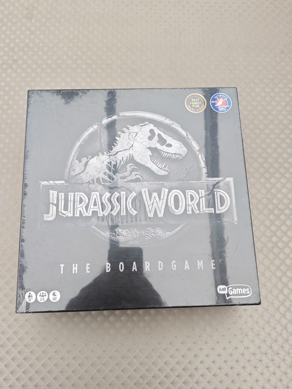 Jurassic World boardgame: nieuw, Hobby en Vrije tijd, Gezelschapsspellen | Bordspellen, Ophalen