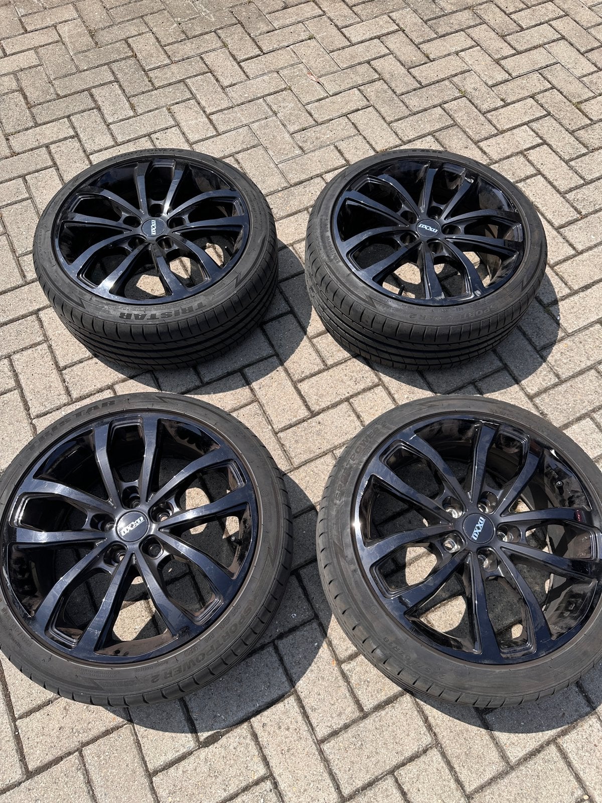 Set 4x autobanden 225/40ZR18 92Y, Ophalen, 18 inch, Gebruikt, Banden en Velgen