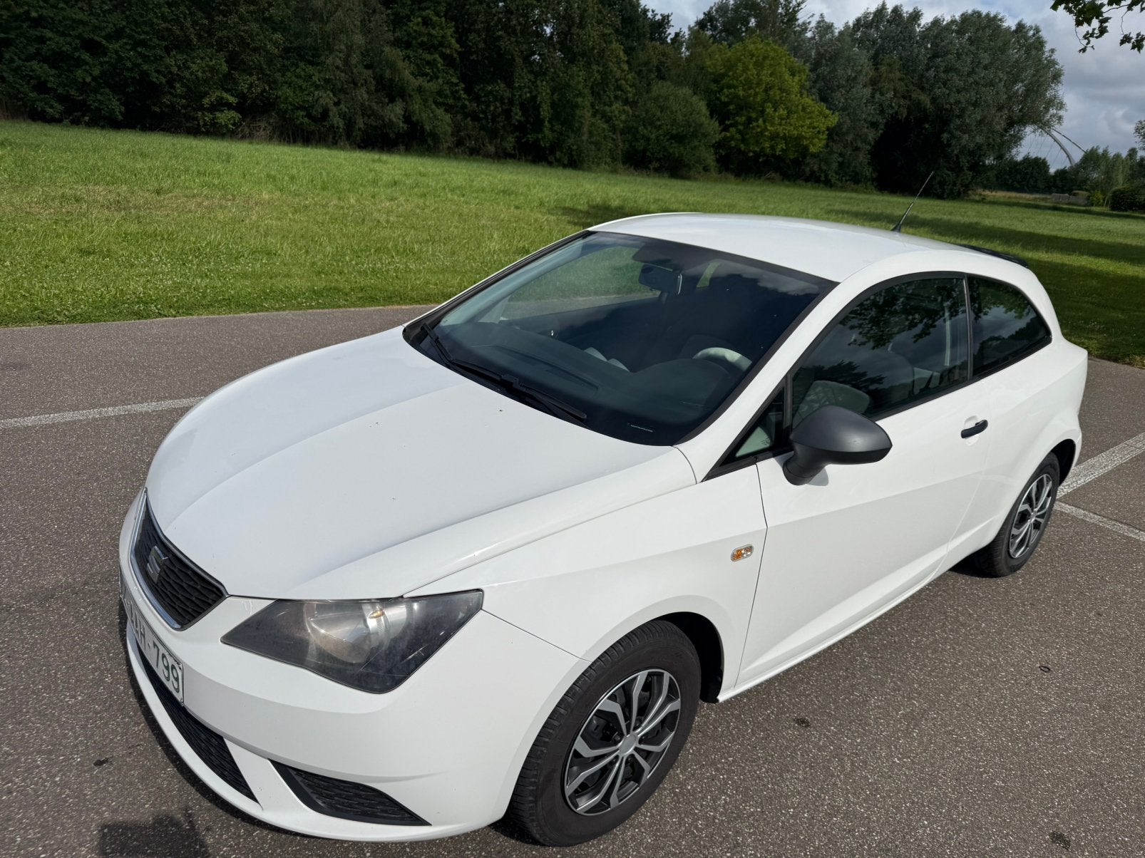 Seat iniza 2014  1.2 TDI, Autos, Seat, Achat, Entreprise, Boîte manuelle, Entretenue par le concessionnaire