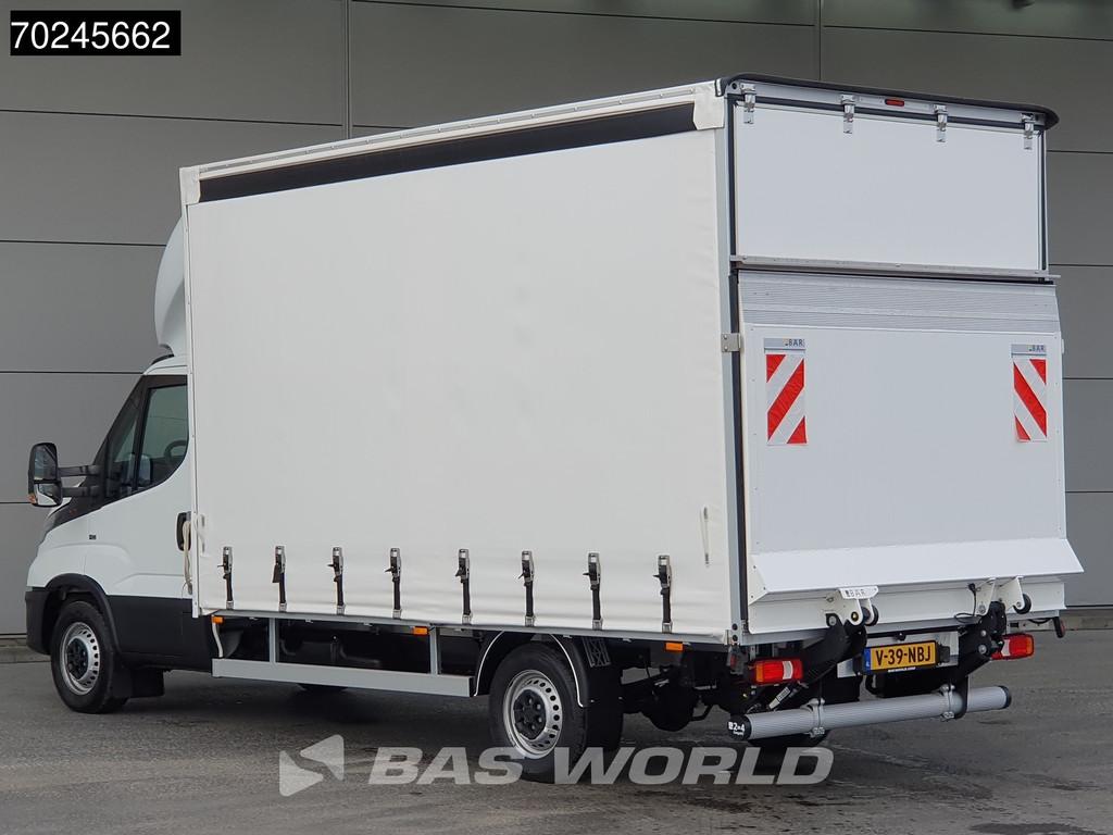 Iveco Daily 35S18 BPM VRIJ! 3.0L Laadklep 180PK Schuifzeilen, Auto's, Cruise Control, Stof, Euro 6, 4 cilinders